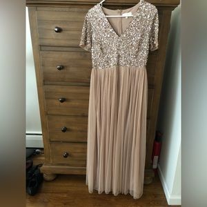 Maya Deluxe Petite dress size 8.  Worn once and in good condition